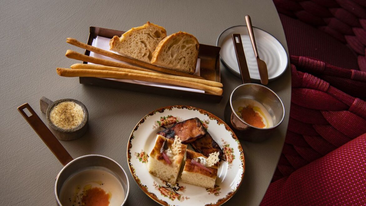 Condé Nast Traveler