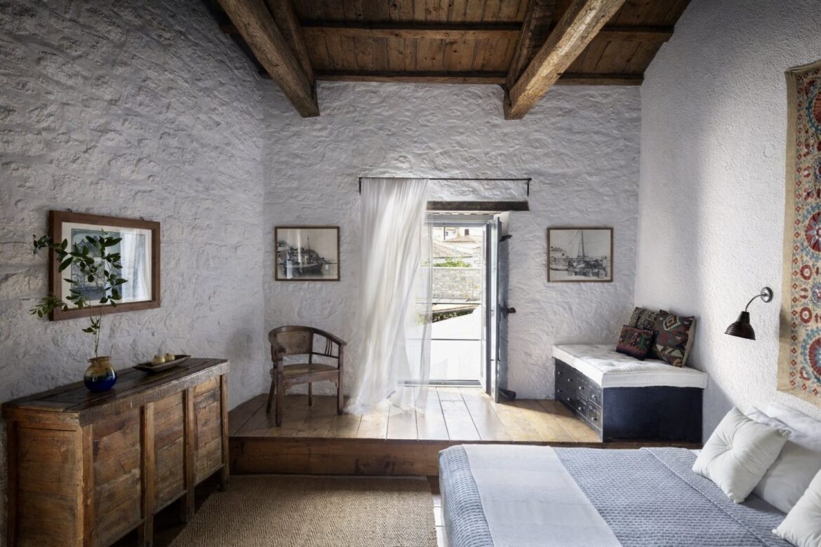 The Best Greek Islands for Culture Buffs The Best Greek Islands for Culture Buffs