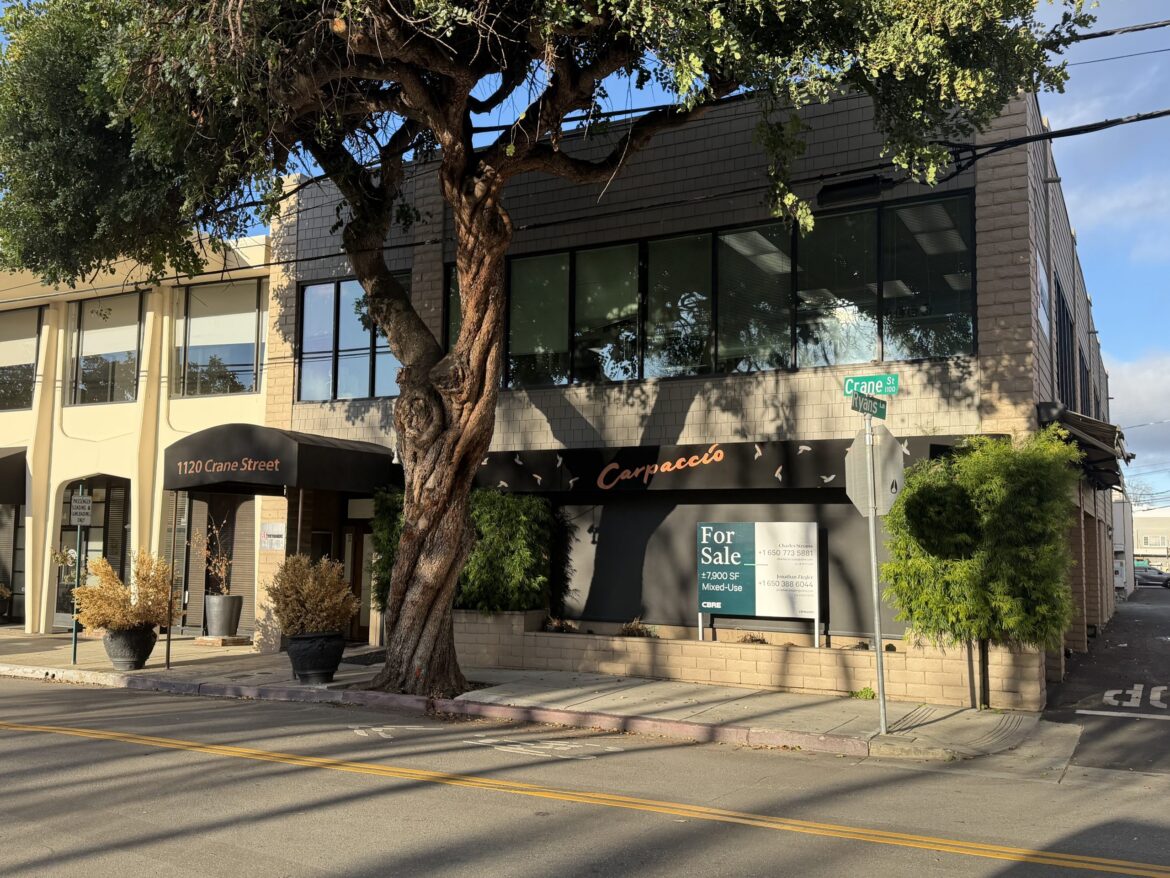 Home of longtime downtown Menlo Park Italian restaurant hits the market