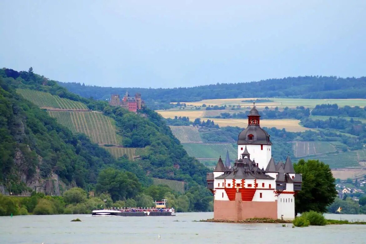 Sustainable Travel Guide to Rheinland-Pfalz: A Feel-Good Itinerary Through Wine, Rivers and Wilderness
