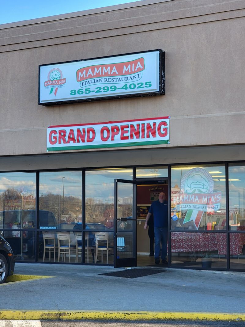 Mamma Mia's Italian Restaurant	Seymour, Tennessee