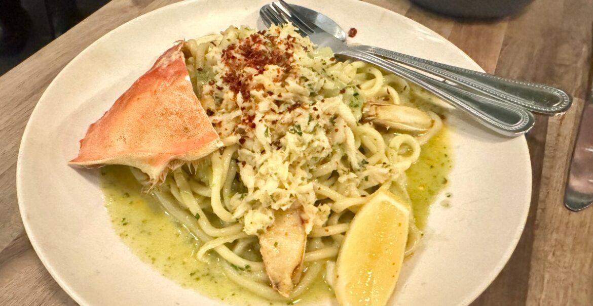 The Garlic Bread at Pasta Hitmaker Pasta Supply Co. Is Worth the Trip