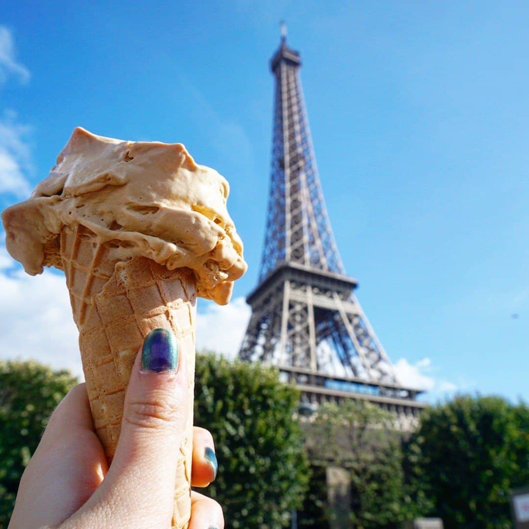ice cream under the eiffel tower