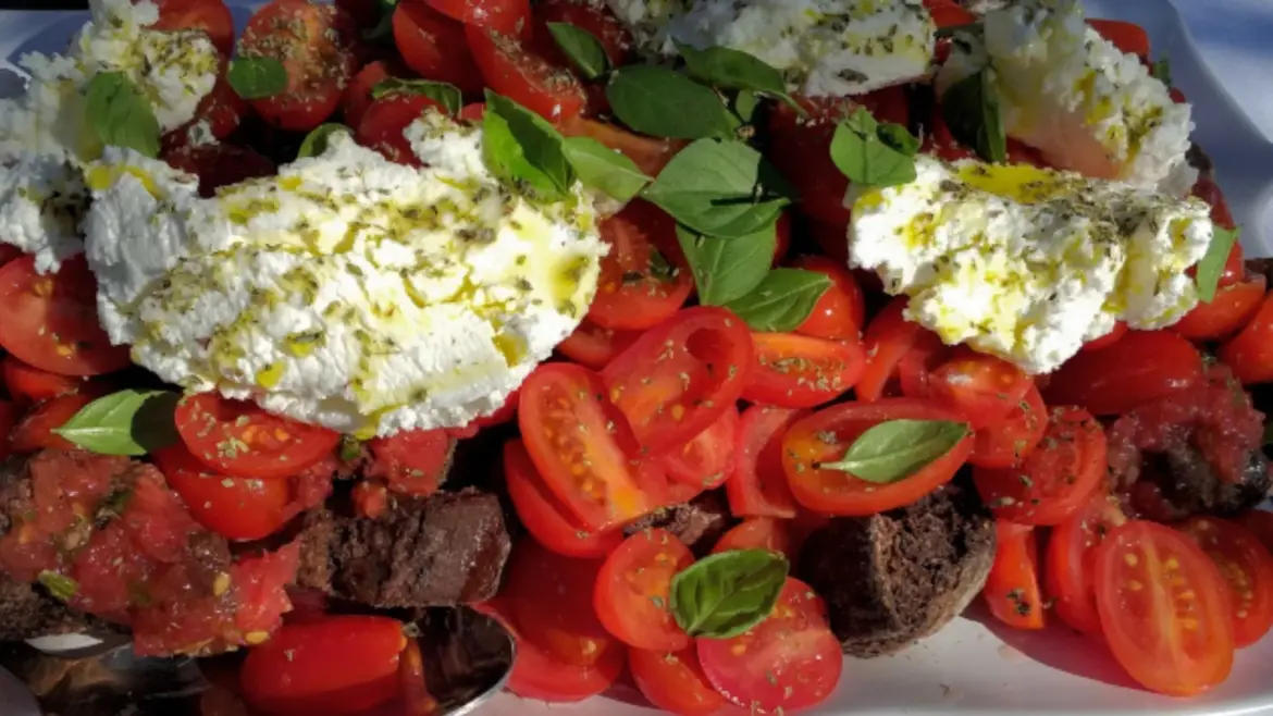 Mediterranean diet health benefits update with new info – The Greek Herald