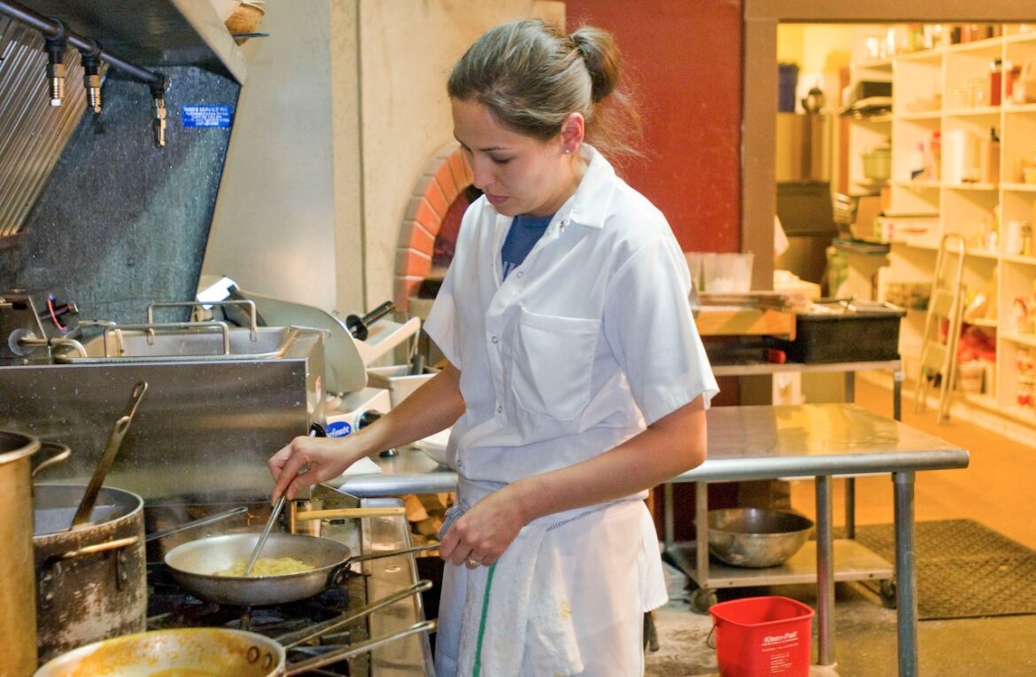 Nick’s Italian Cafe, one of Oregon’s most ‘iconic’ restaurants, has closed unexpectedly