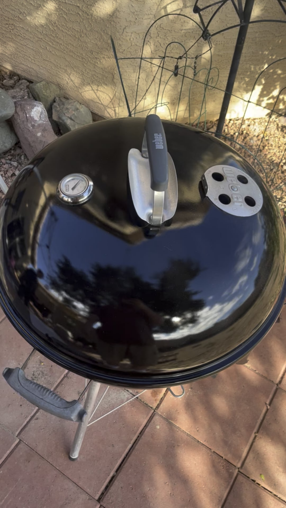 Turning on UFC 324. Glad it’s finally back. Cheers fellas 🍻