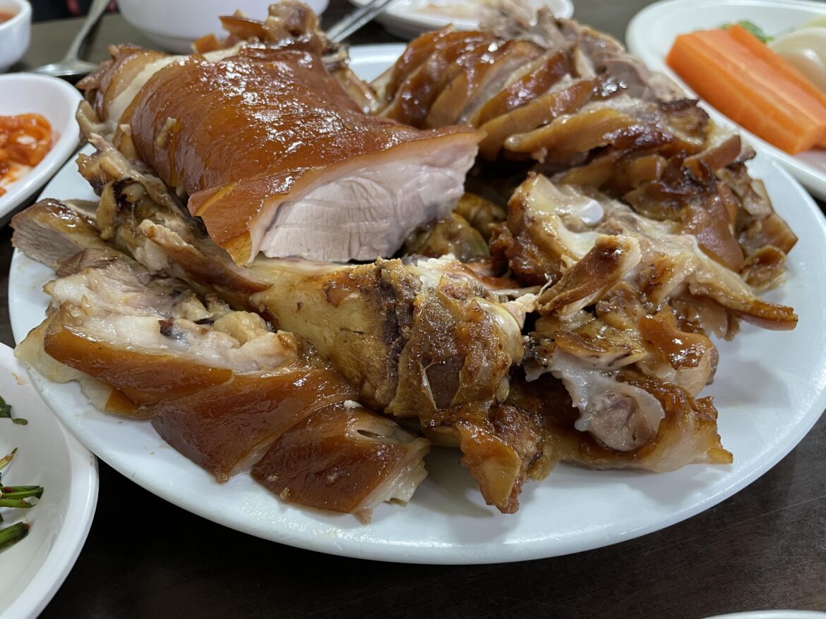 Made Jokbal (Korean Braised Pig's Feet) for the first time - recipe inside!