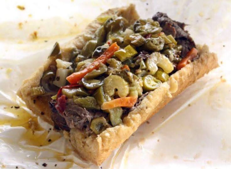 This Illinois Italian Beef Shop Has Regulars Debating The Perfect Dip Like It’s A Sport 3 Mastering The Dip Debate