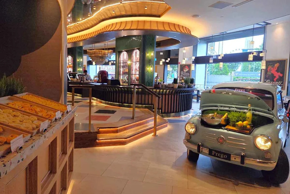 Prego - restaurant grounds