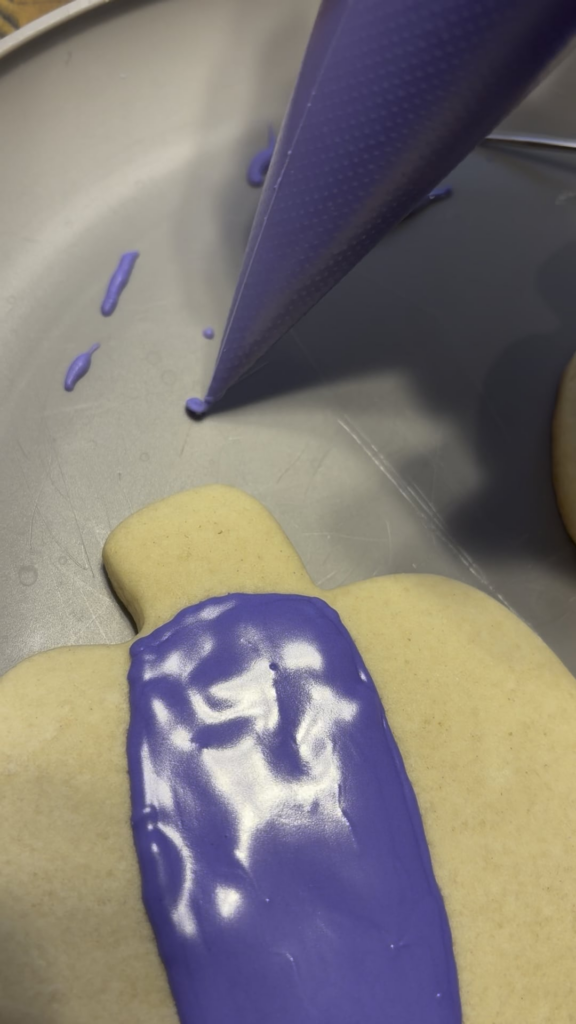 What causes icing to come out “jaggedy” like this?