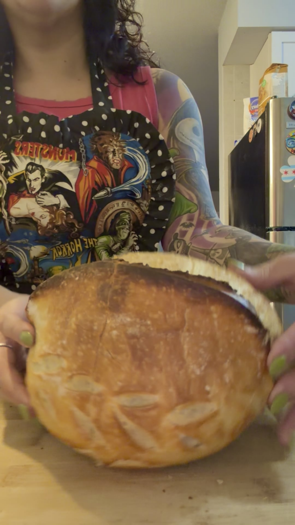 Nothing special, just wanted to share this weeks loaf. 🤙🏼