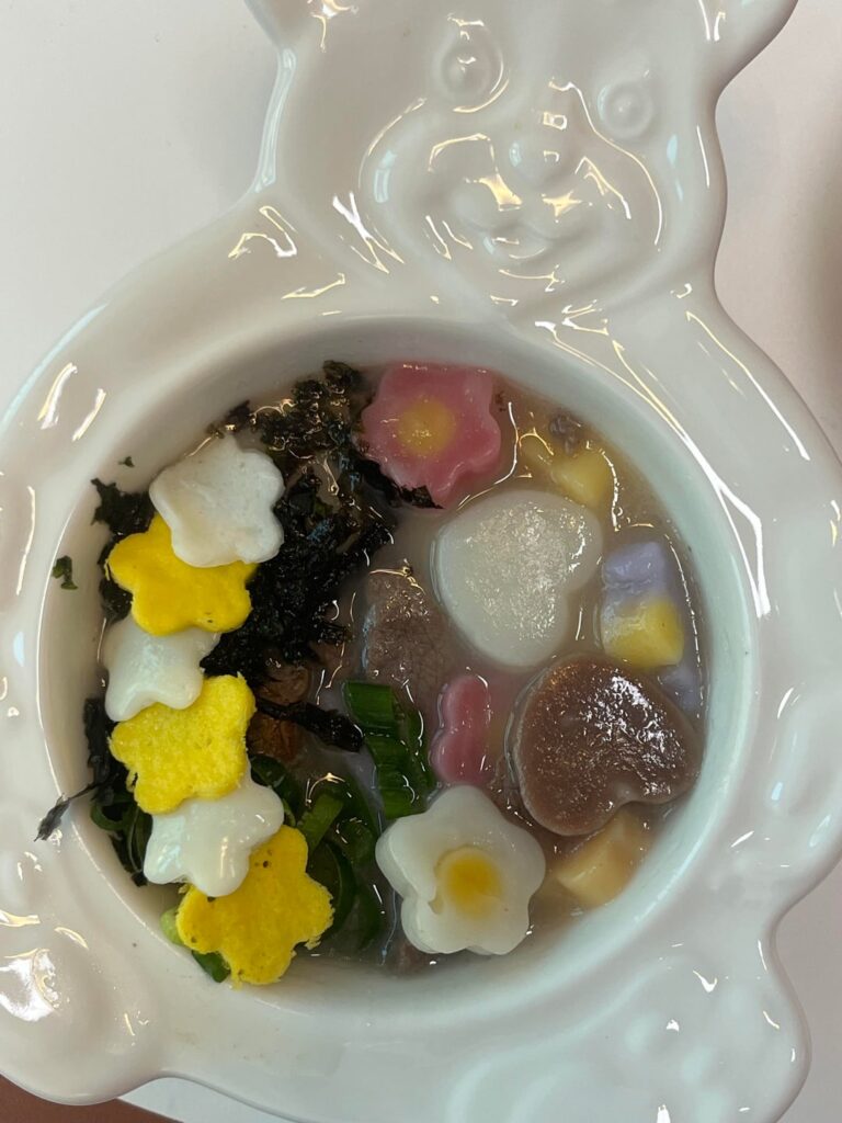 New years rice cake soup 떡국