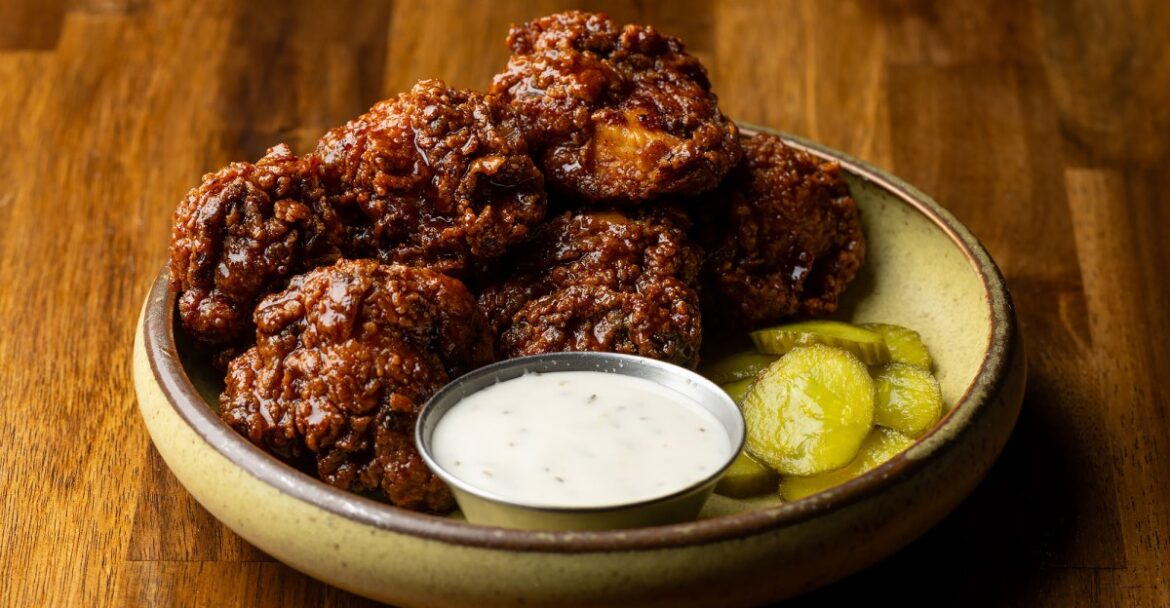 Review: Inglewood’s Two Hommés Blends California With West African Flavors Review: Inglewood’s Two Hommés Blends California With West African Flavors