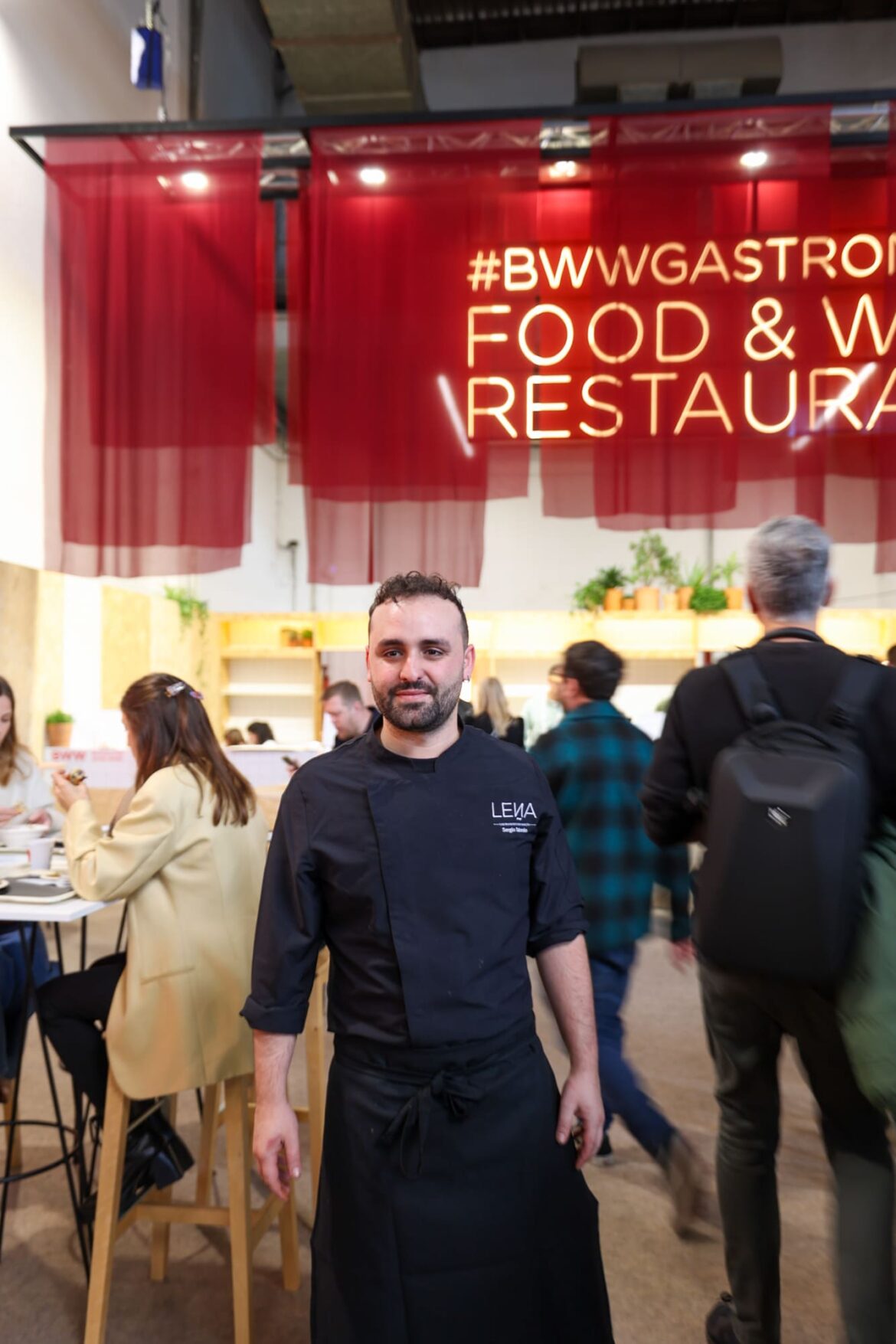 Spanish wine drinkers favour bars and restaurants