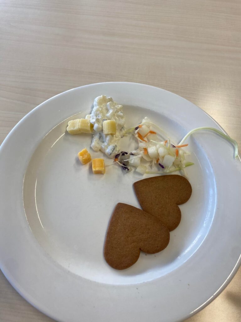 bless your heart if u tell me the calories in this🙏🏼