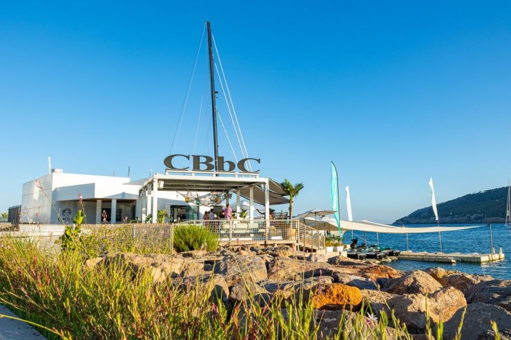 CBbC Marina: Santa Eulalia’s premier waterfront dining destination CBbC Marina: Santa Eulalia's premier waterfront dining destination