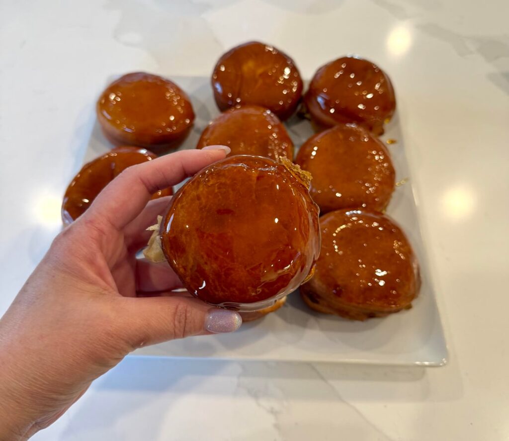 Crème brûlée donuts. Filled with vanilla crème patisserie.