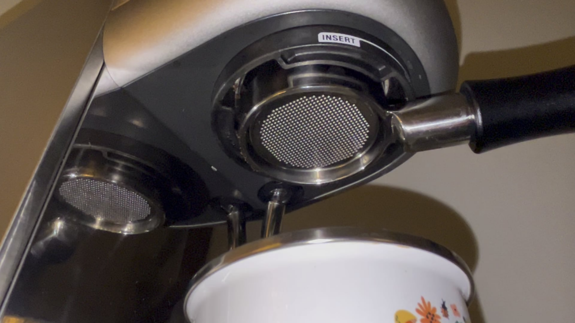 Espresso spraying everywhere [Breville Bambino, Normcore 54mm Basket]