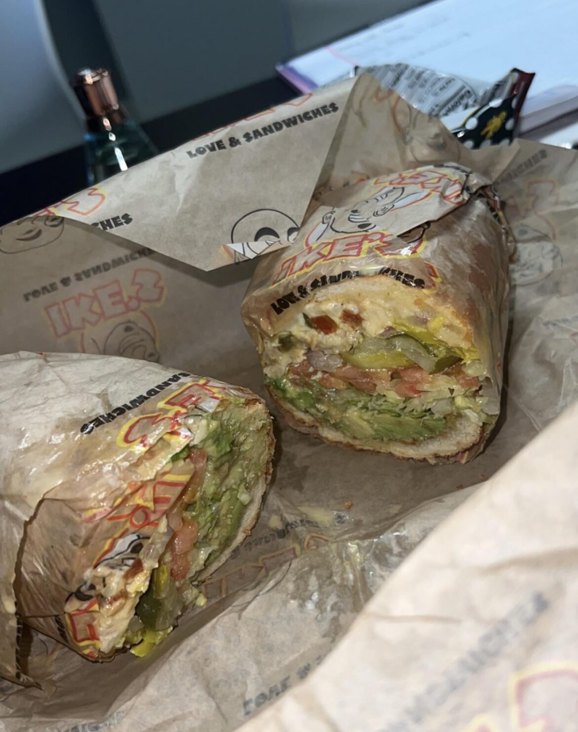 Ike's Menage A Trois