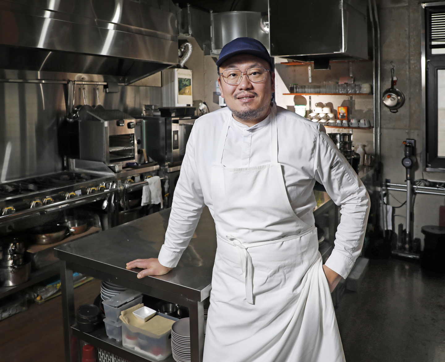 Chef Ko Hyo-il poses inside the kitchen at his French restaurant, Chez Nous Private Kitchen, in Yongsan District, central Seoul, on Jan. 16.[PARK SANG-MOON]