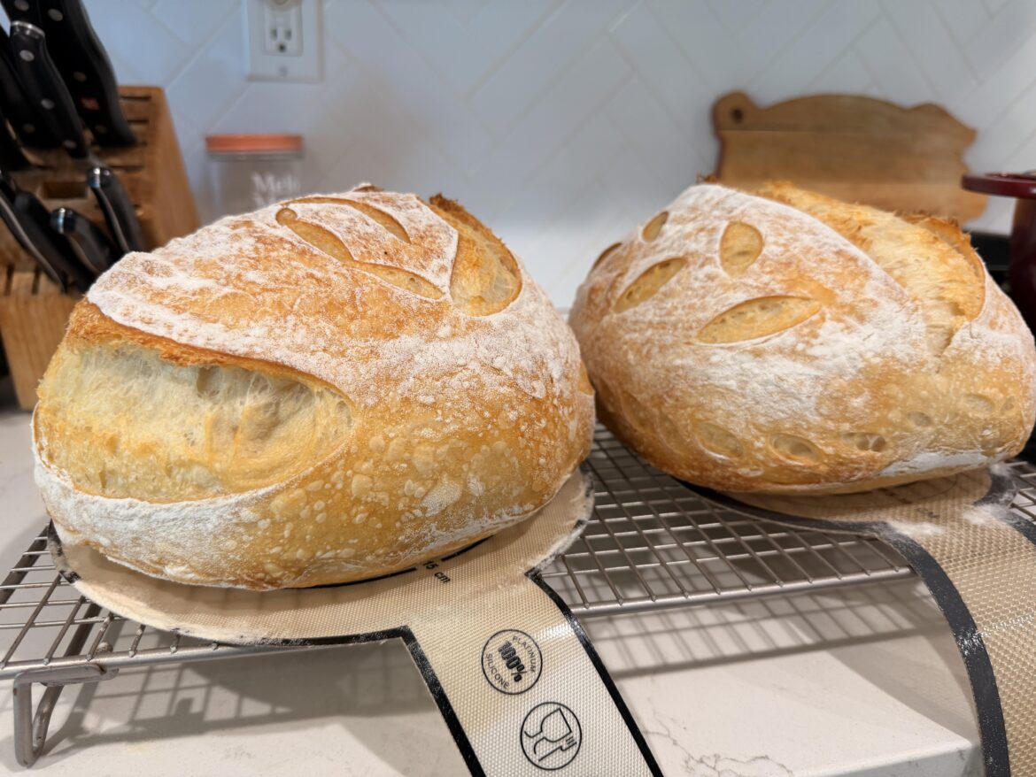Countertop bread storage?