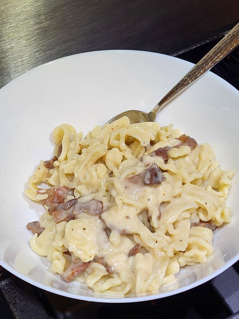 Pasta alla gricia and Carbonara