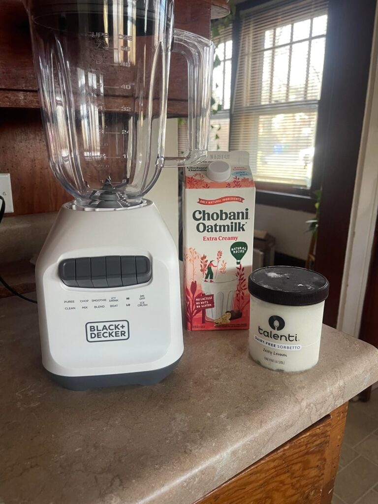 Vegan frosted lemonade