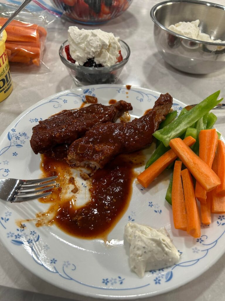 Crockpot Pork Country Style Ribs – with cut up carrots, peppers and berries with homemade whipped cream for dessert Crockpot Pork Country Style Ribs - with cut up carrots, peppers and berries with homemade whipped cream for dessert