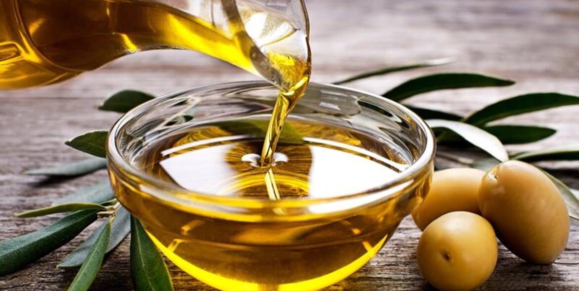 Olive oil: The reference price of extra virgin raised to 10,200 dinars per kilo