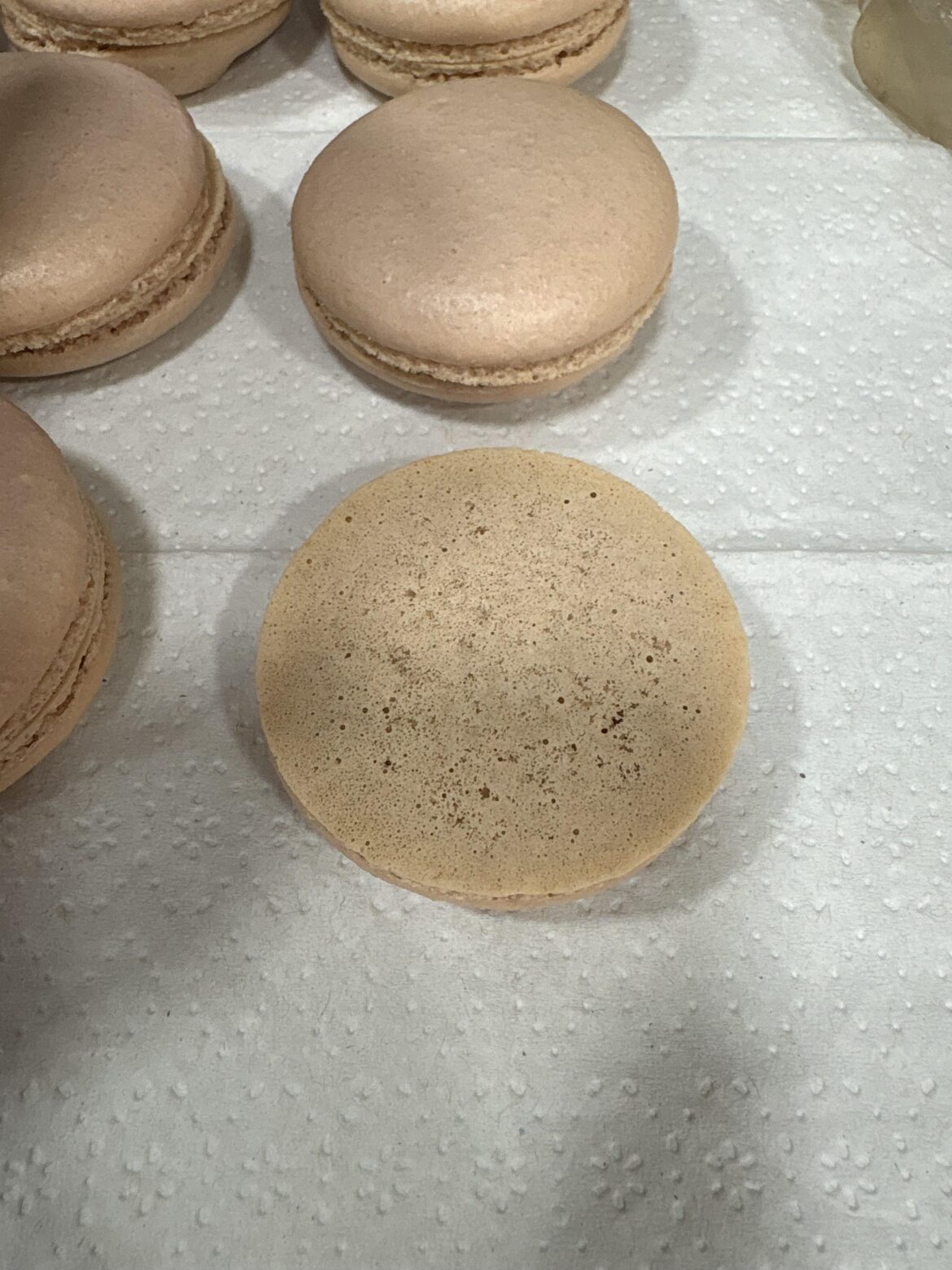 I have found the problem to my sticky bottom macs. i am stupid.