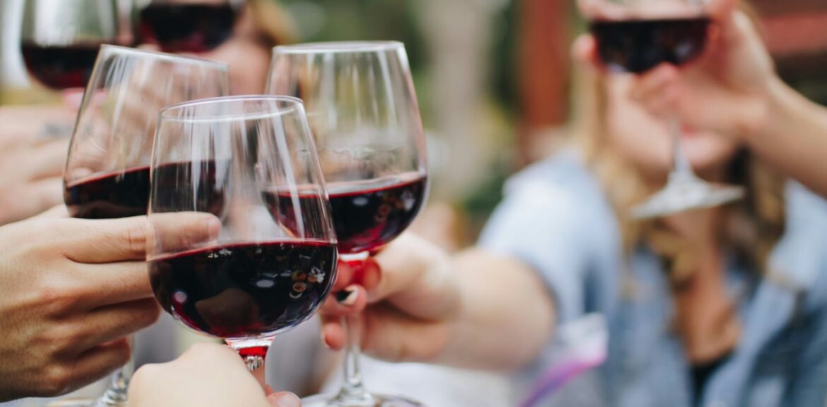 Blaming ‘wine moms’ for ICE protest violence is another baseless, misogynist myth