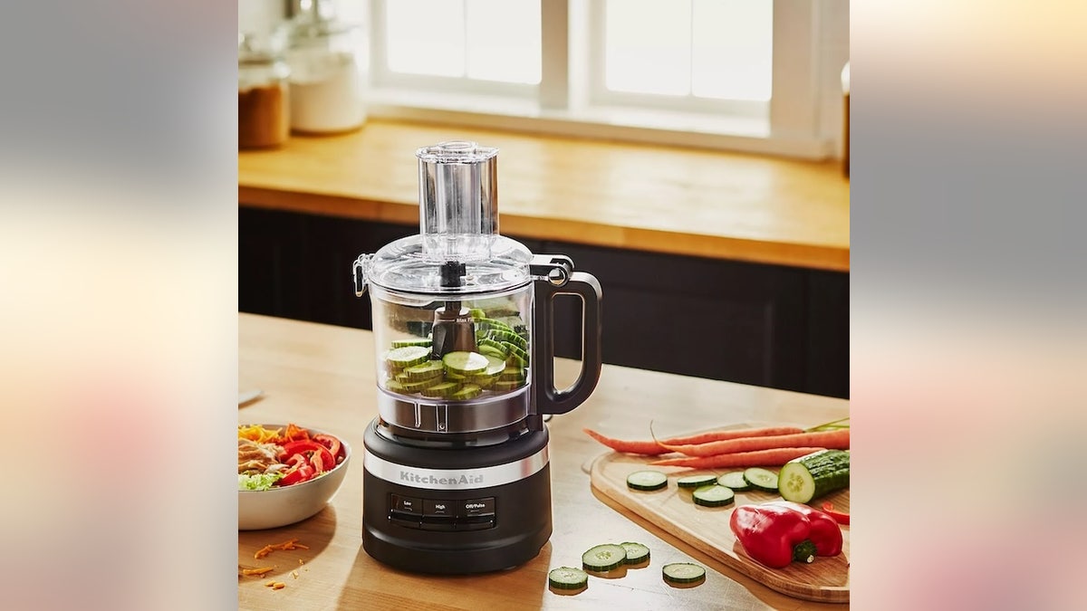 Chop, shed, slice and puree with this one machine.