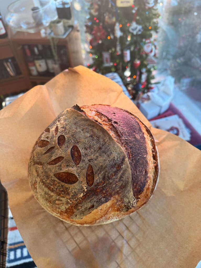 My first loaf ever and I’m very happy with the result