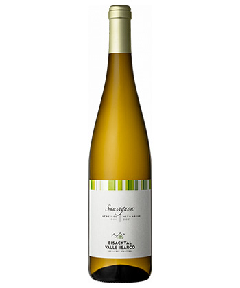 Cantina Valle Isarco Sauvignon 2023 is one of the best white wines from Alto ADige. 