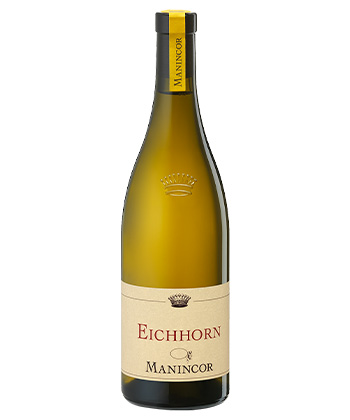 Manincor Pinot Bianco ‘Eichhorn’ 2023 is one of the best white wines from Alto Adige. 