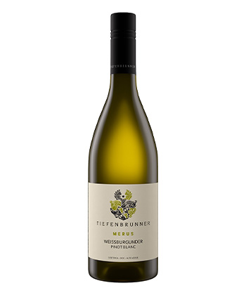 Tiefenbrunner Pinot Bianco ‘Merus’ 2024 is one of the best white wines from Alto Adige. 