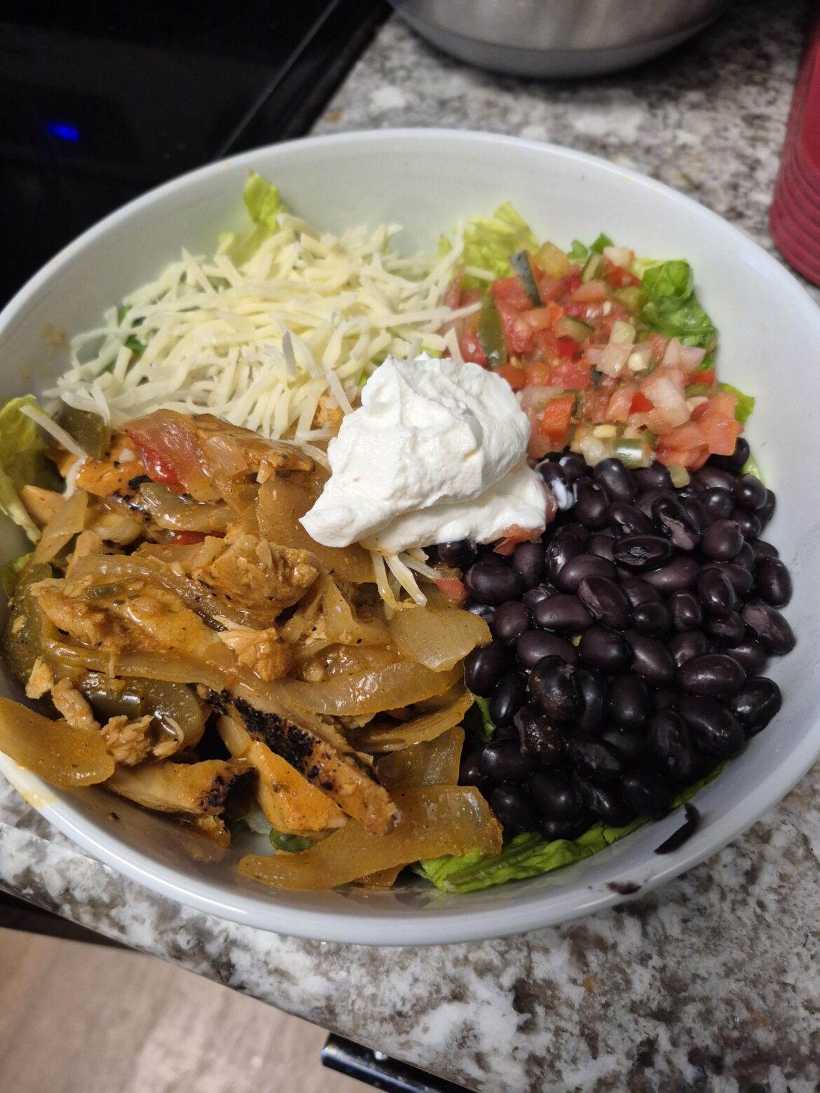 Chicken fajitas salad bowl