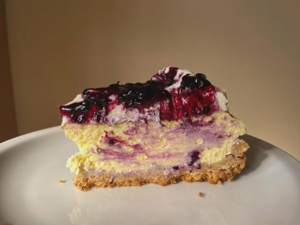 Blueberry cheesecake