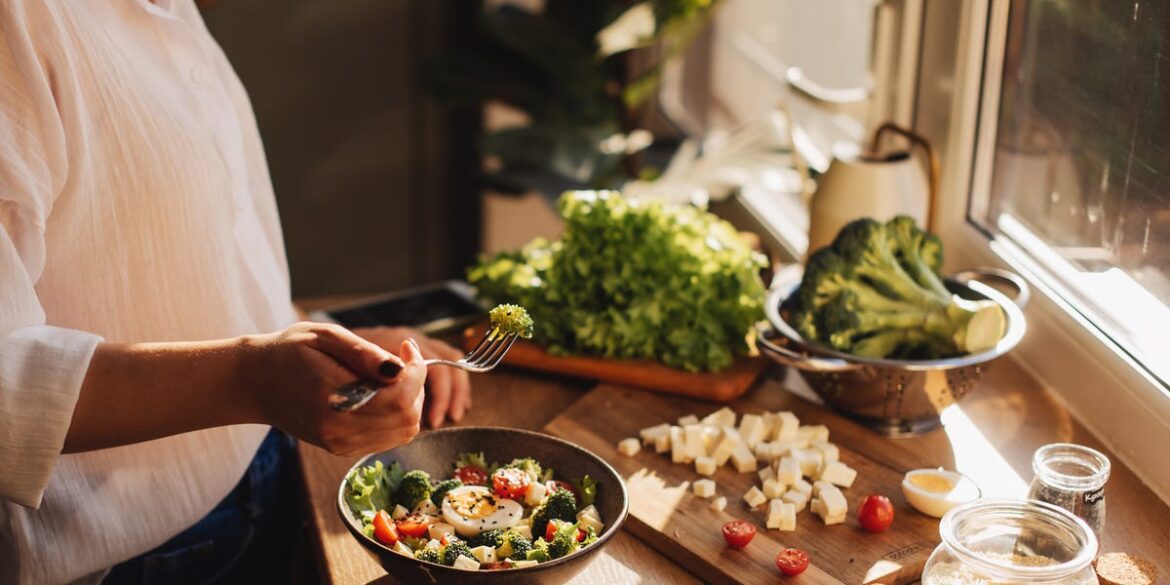 10 Best Diets for Weight Loss in 2026, According to Dietitians