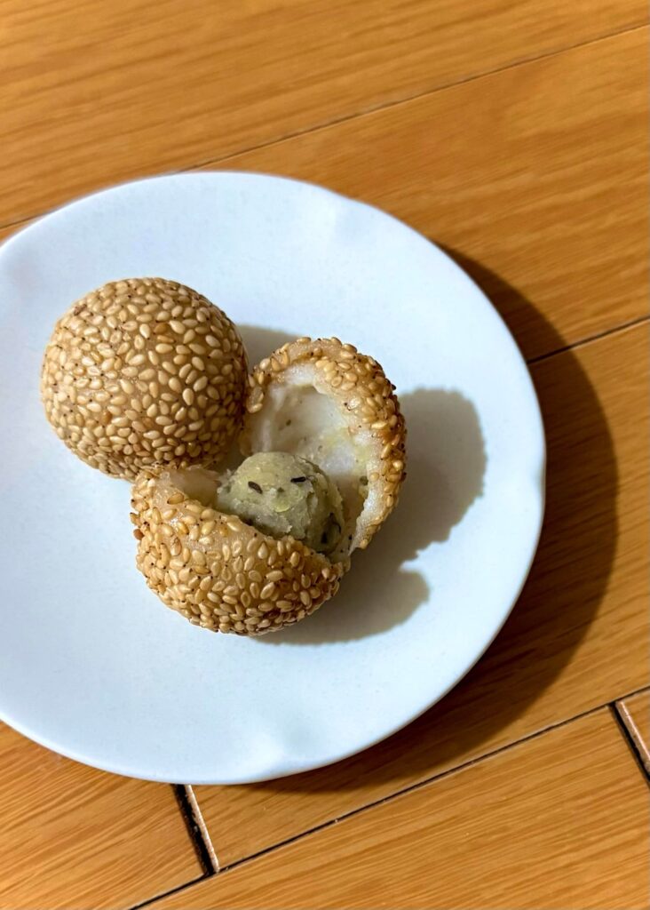 Onde-Onde (Fried Sesame Balls) w/ mung bean filling!!