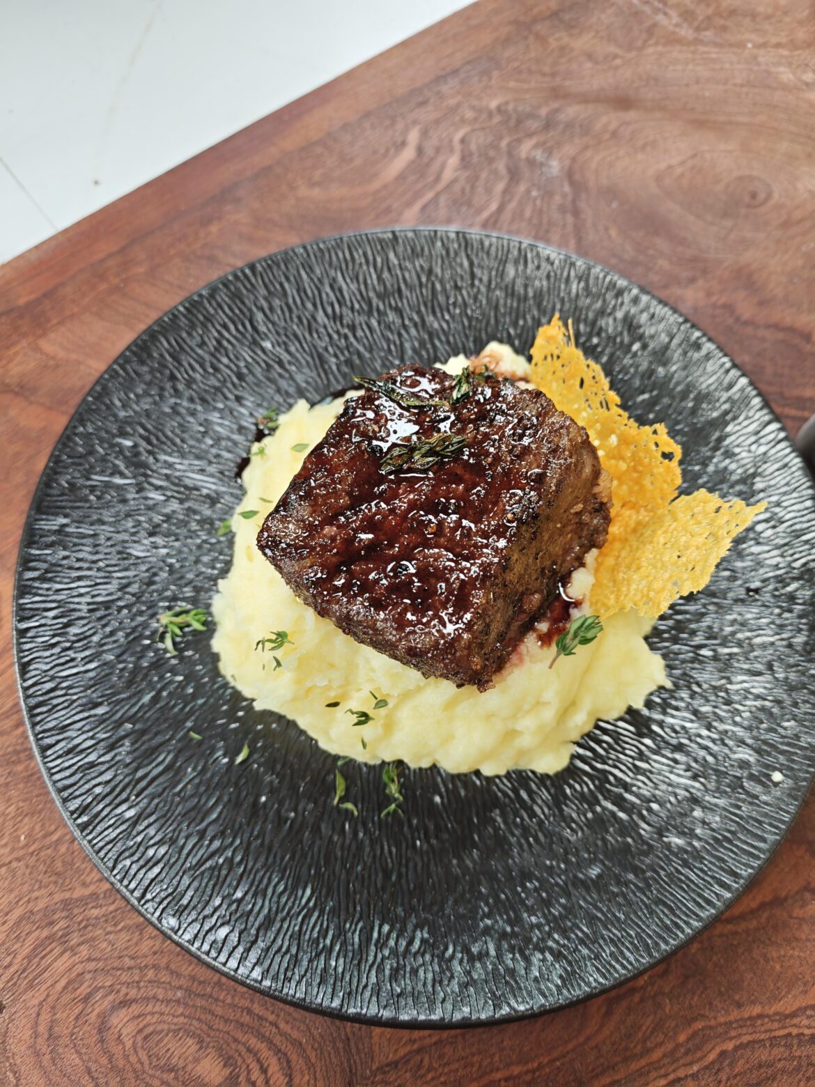 Tring to make a fancy presentation，it also tastes super good！