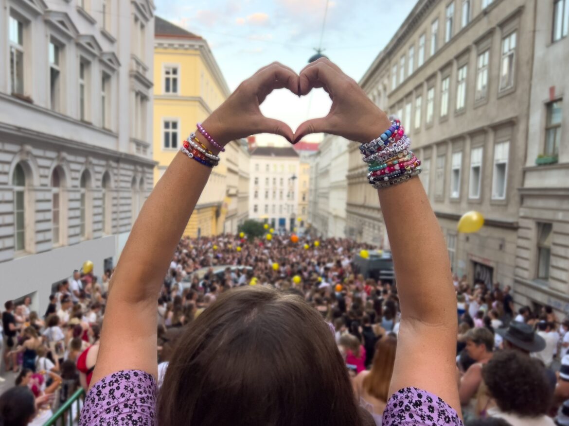 Taylor Swift cameo sparks US sell-out for Sancerre