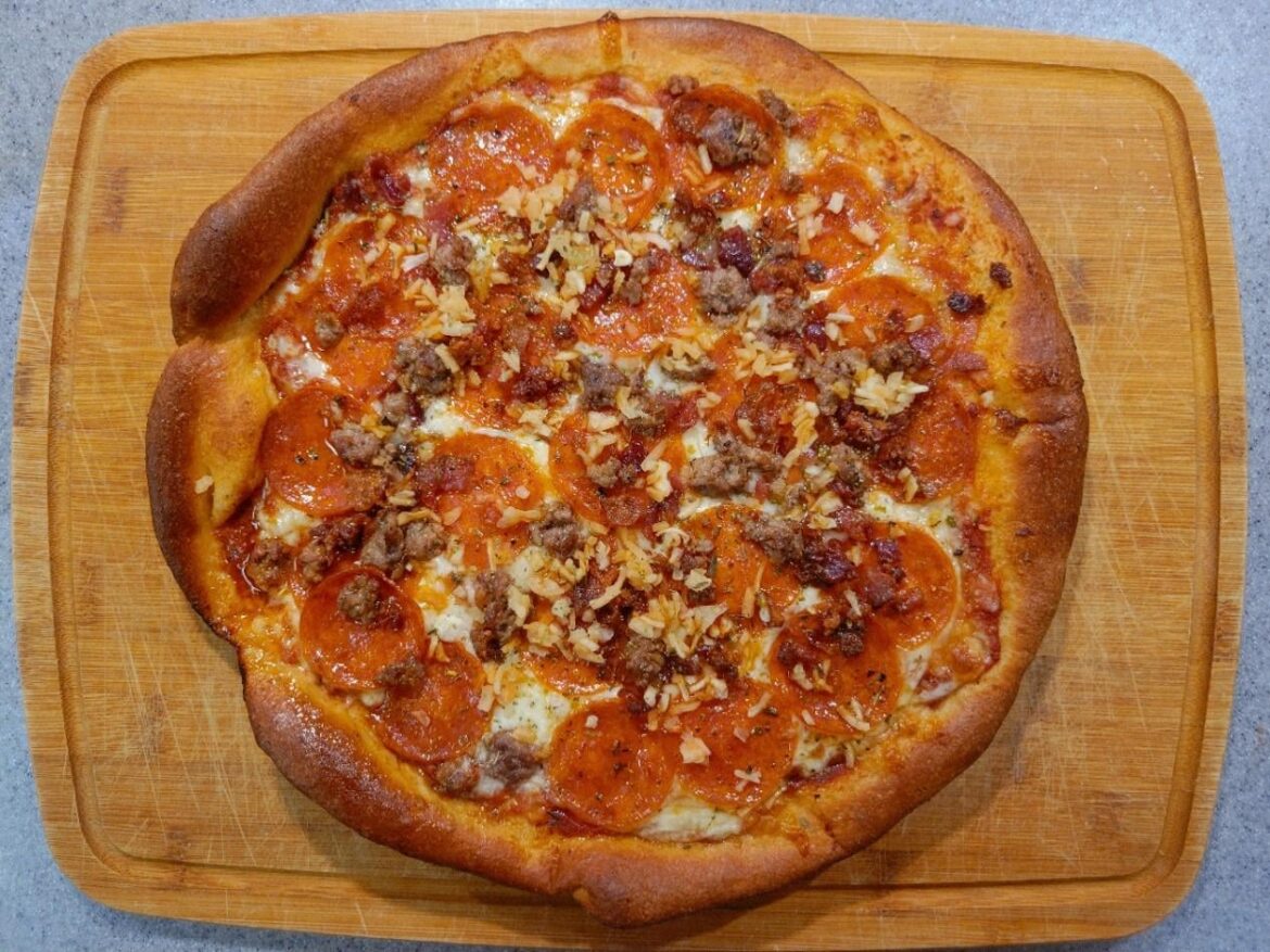 Keto for over a decade and this is the best pizza I've made