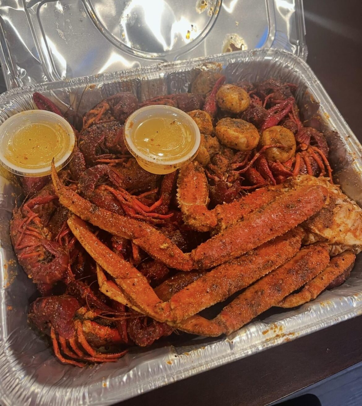 Crawfish and Crab Legs with Mushrooms