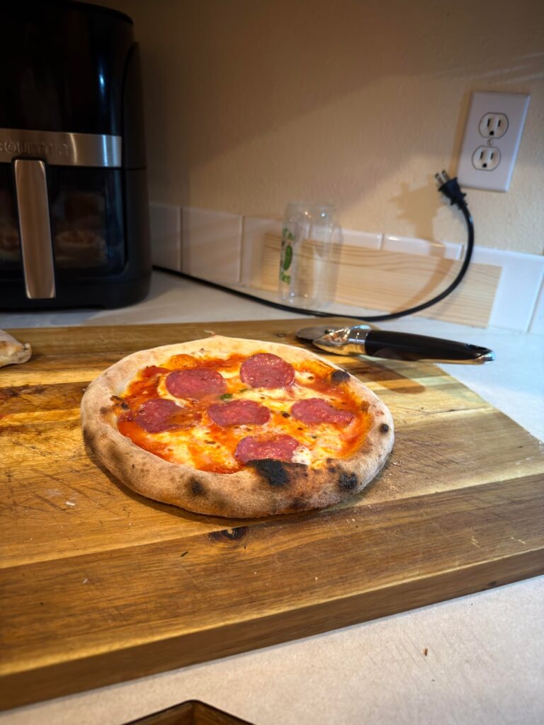 Pizza cooked in the home oven at 800F (400C)