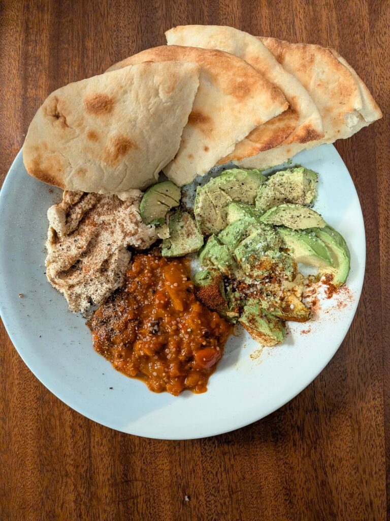 Slow Eat 590 cal dinner