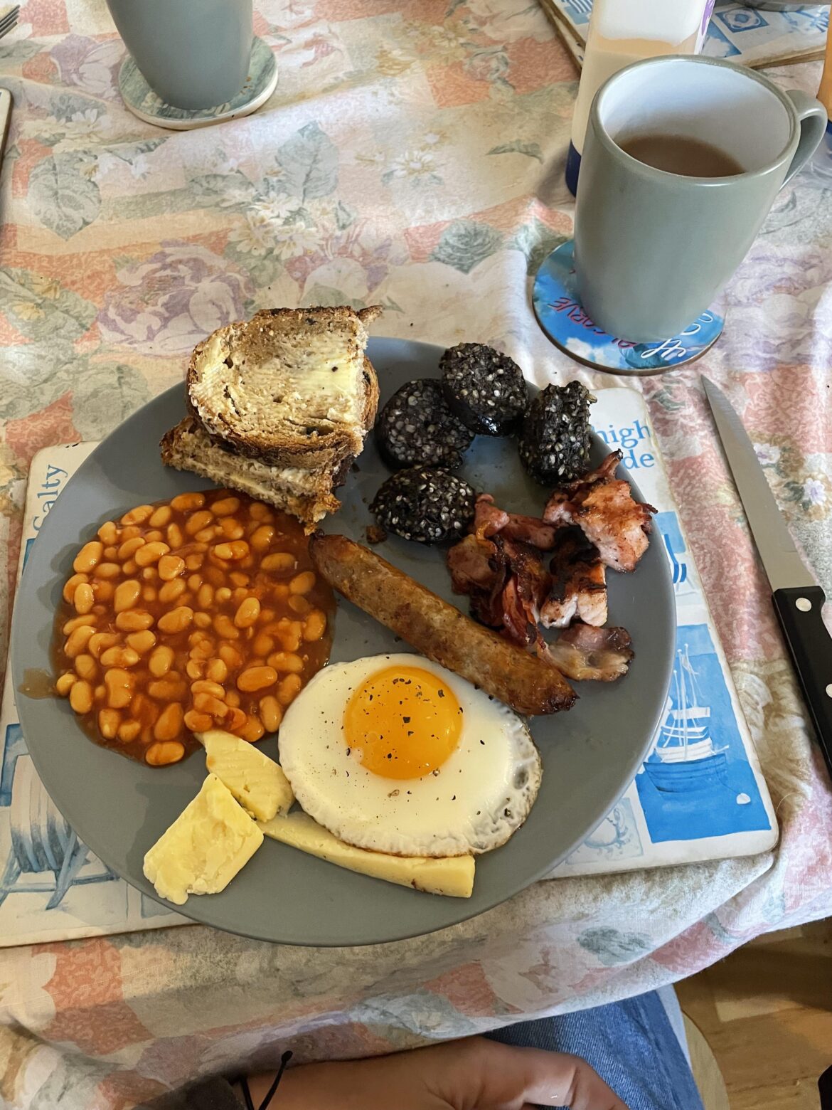 I woke up to this breakfast my boyfriend made.