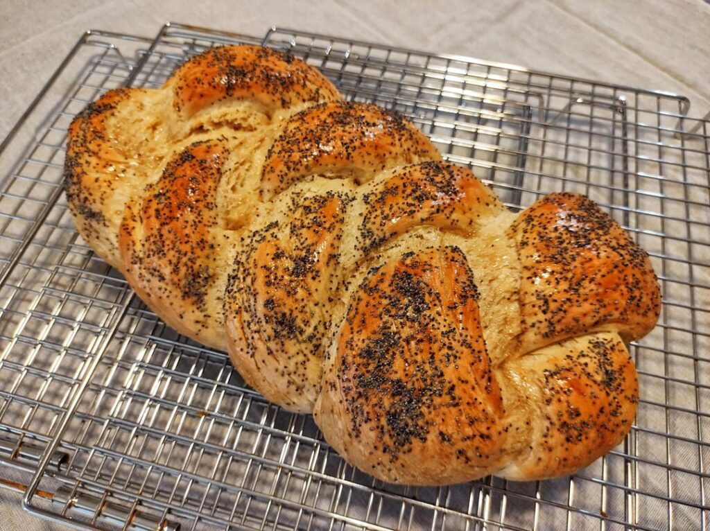 My first Vegan Challah 🥺