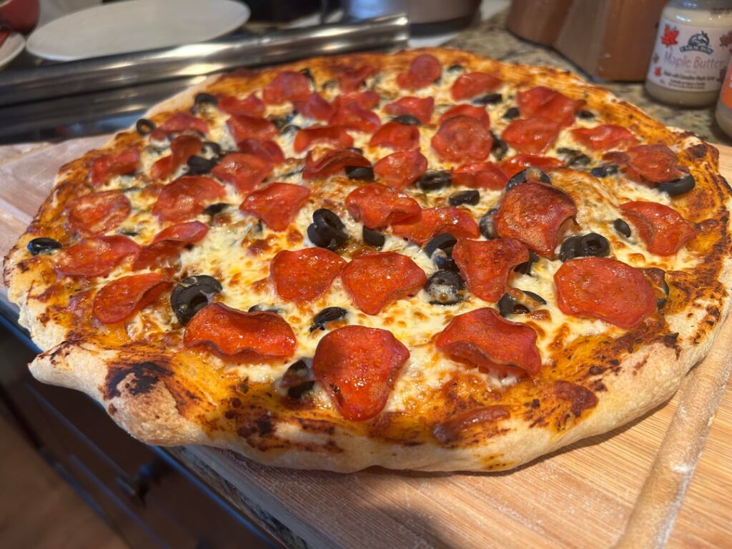 Pepperoni Black Olive Mozzarella- 70% dough