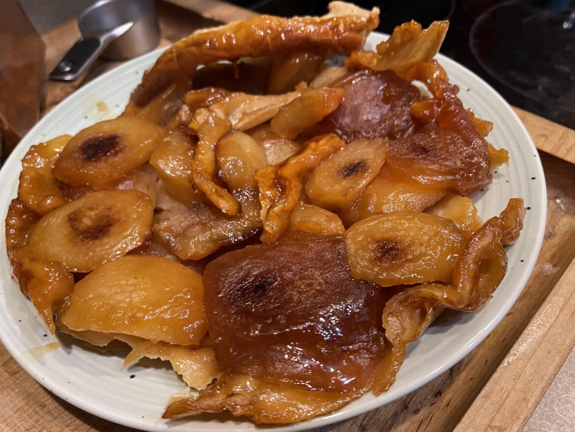 Tried an apple tart from the AI generated cookbook my mother got me for Christmas